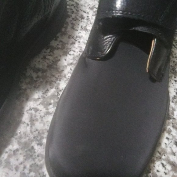 Dr Comfort Diabetic Shoes - Picture 2 of 7